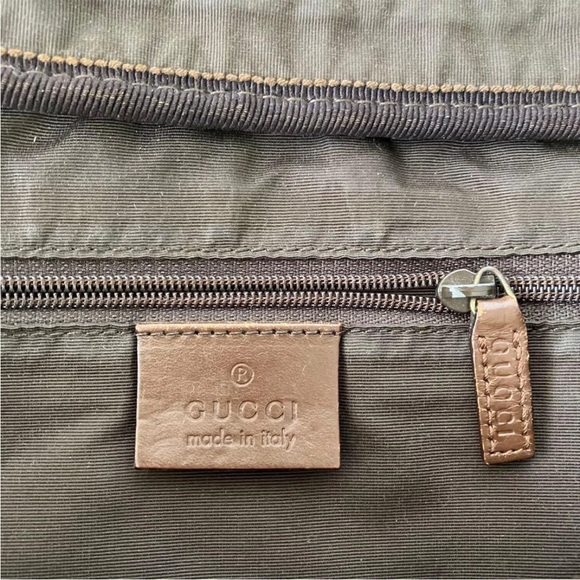 Gucci Tan and Brown Shoulder Bag - Picture 13 of 15